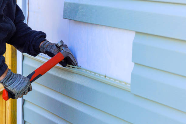 Trusted Emergency Siding Repair service in Jacksonville, IL - Creative Siding
